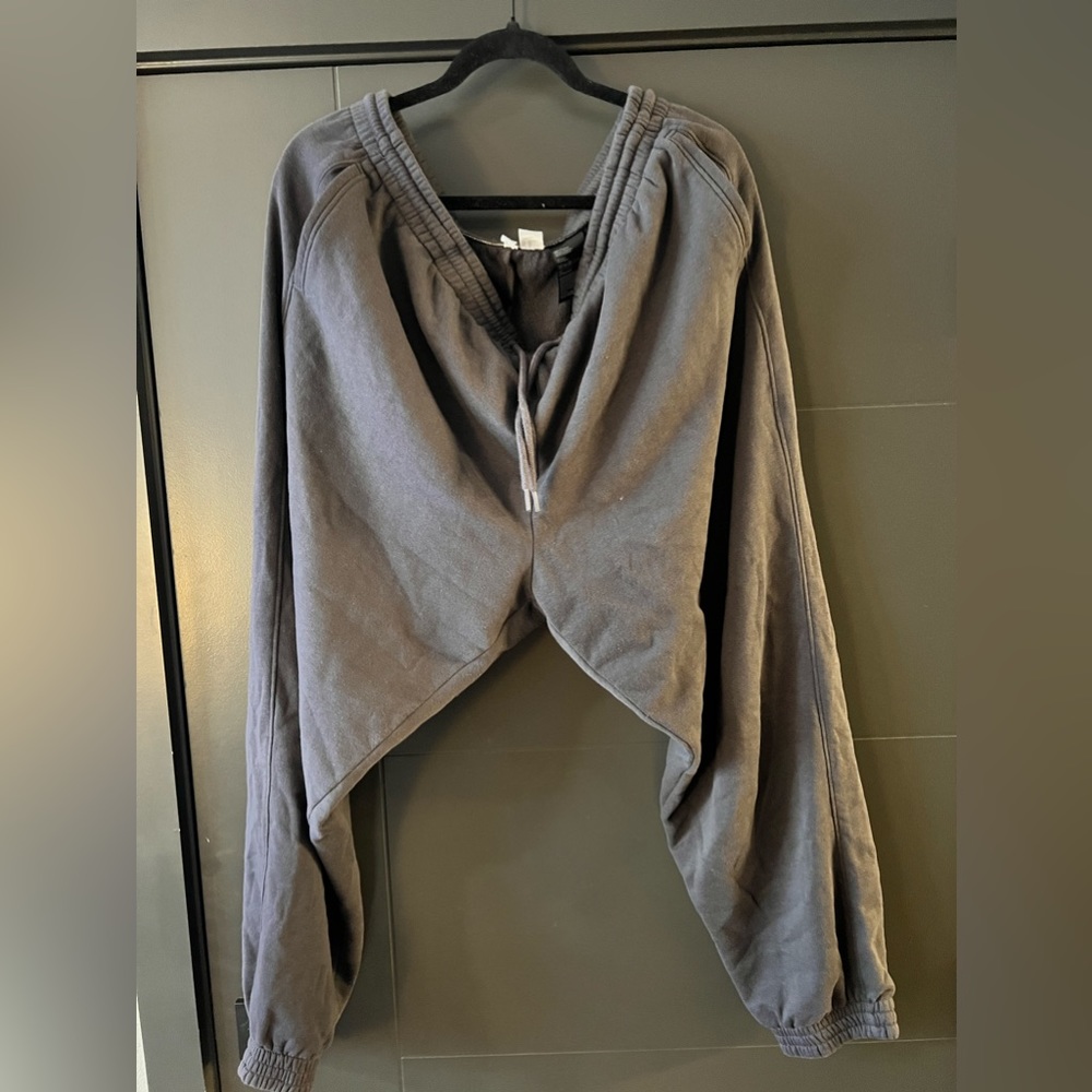 H&M GREY SWEATPANTS!! size XL